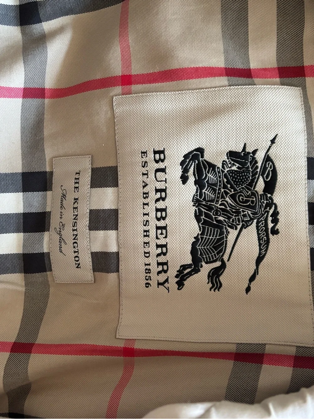 Burberry Kensington Trench Coat - Picture 4 of 11